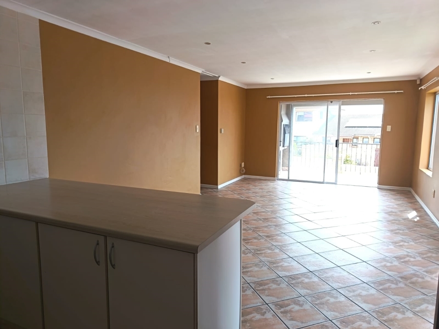 3 Bedroom Property for Sale in Wavecrest Eastern Cape